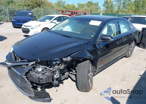 2018 Toyota Avalon Hybrid Xle Premium z USA, uszkodzony, nr VIN 4T1BD1EB1JU061246